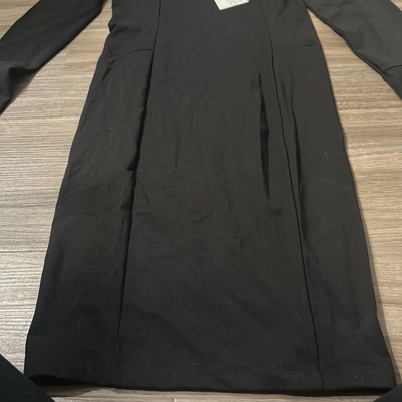 Balance Athletica Bodycon Long sleeve Dress aka Vitality - Picture 2 of 4
